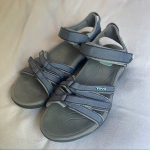 Teva women’s hiking sandals size 8